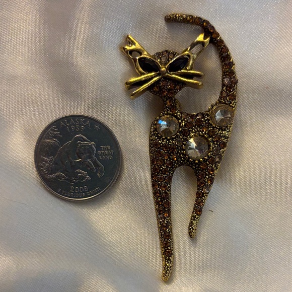 Gold and Brown Cat Brooch/Pendant with Rhinestones - Picture 2 of 5